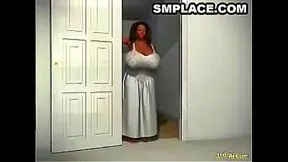 Hentai Anime Sarah Gets Wild in SM Place Fantasy Scene