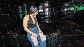 Feel my sweat inside your mouth By Ana Ayumi and Isabelita part 1