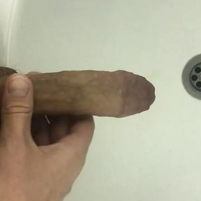 Young Twink Fast Wank And Cum In Bathroom