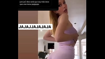 Yus Lopez en pijama