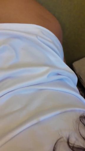 Iranian Farsi 18 Years Old Girl Sex   Clip 2