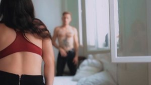 Lucie Makes Porn - Jesse Stryder bends over