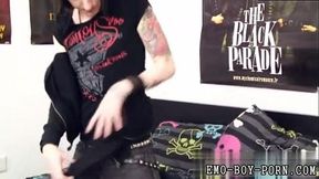 Video tube emo teen gay first time Cute emo Mylo Fox joins homoemo in