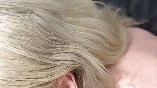 Interracial pipe, équitation &#8211; POV anal Film POV d&#39;une MILF blonde amateur se faisant sodomiser par une BBC