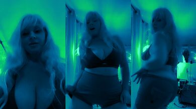 PaintedRose.Live - FemDommy Rosie In Big Ass and Huge Tits MILF Striptease Seduction and Sensual Sex