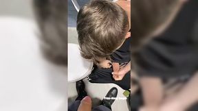 Public Toilet Oral Adventure: Massive 22cm Cock Sucked by Twink