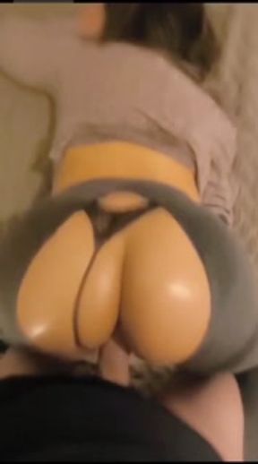 They leave us alone at home with my stepsister and this is what happens 🙉🫣🍑💦