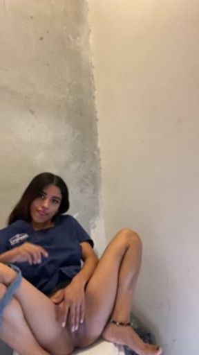 Sexo Arriesgado en el Trabajo , todo por un aumento $