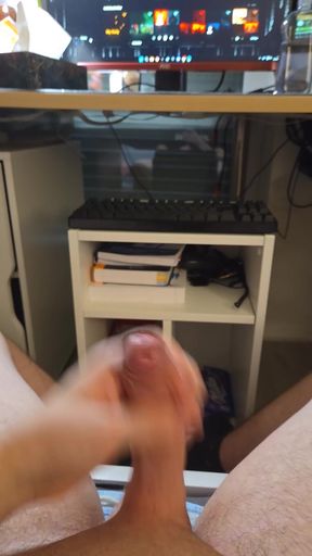 Hot amateur jock jerks off to a big dick orgasm
