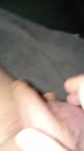 cumshoot twith dildo in ass