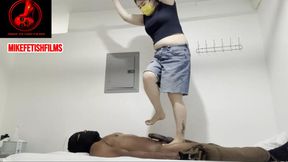 MASSAGE PARLOR BBW COCK TRAMPLER