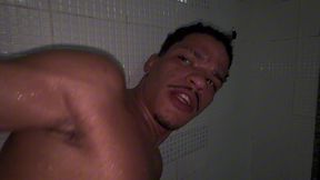 negao macetou o novinho do rabao com seus 25 cm de pau.