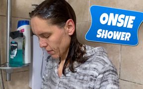 Onesie wetlook shower