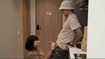 Sister Hong, on her date, gets the young man hot and fucks him like a cock-hungry whore - AMBAR PRADA