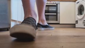 Jack and the beanstalk retold: Macro feet and vore