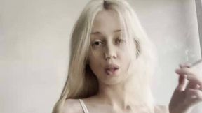 Member content by @linasanders @Smoking Girl & #18+ Teen #Solo #Blonde #Petite adult hot video | Tik.Porn
