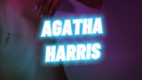 Having fun with a big dick that doesn't fit inside me