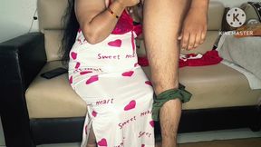 Pizza Man Fuck Hot Bhabhi in Hindi Audio