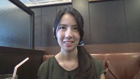 Yukari - Housewife Pick-Up (31y Old) Vol. 1