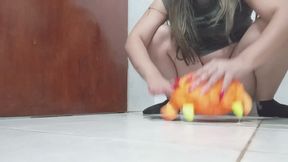 Lola - pee hot- teddy