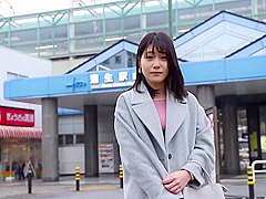 336knb-101　満面の笑みで精子をペロッと味わっていました。