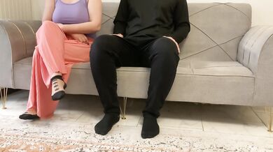 An Iranian MILF invites me to stay after a favor