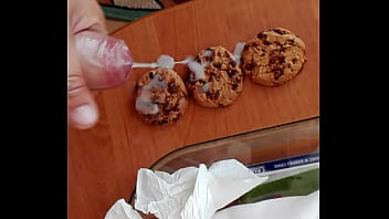 Cum on cookies