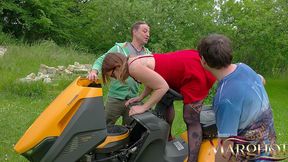 tractor won’t start so husband & lover fuck me hard in the garden – pussy, ass & big facial finish