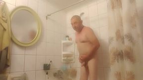 Relaxation in the Shower