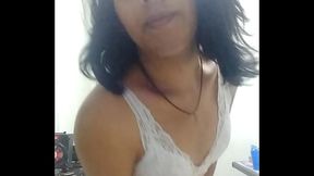 Safada se exibindo #2