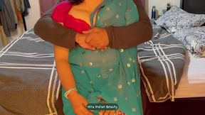 Sensational Saree Romance: Hira's Intense Pleasure and Passionate Moans