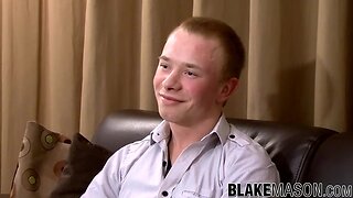 Teen uk man is not ashamed to show his pecker and jerk