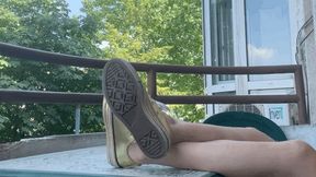 CHLOE IS IN LOVE WITH GOLDEN ALL STARS - MOV HD
