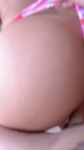 Before Going to the New Year's Eve Party, She Ate a Dick