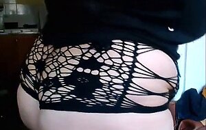 Busty Polish Amateur Lantti Irres Shows Off on Webcam