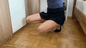 KNEELING IN HIGH HEELS AND MINISKIRT - MOV Mobile Version