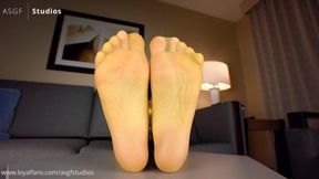 Goblin Goddess NEON YELLOW PANTYHOSE tease!