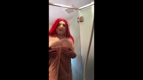 Deanna CD Doll Taking a Shower