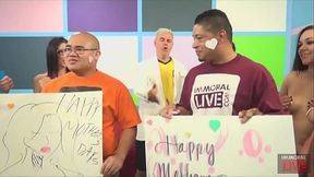 FUN LOVING FAT GUY BANGS FOUR PORN STARS in FUCK A FAN!