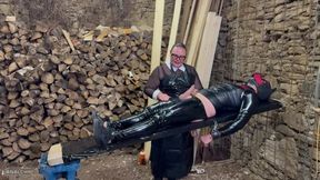Vacuum Pump with Mistress April