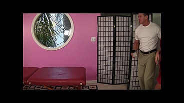 Julie Cash Gets Deep Anal Tushy Massage From Lee Stone