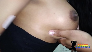 Minha mana saiu cedo e meu cunhado me fudeu na cama dela