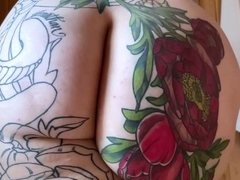 Amateur brunette ariana marie solo toying