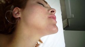 Uma ruiva safada e cheia de fogo , querendo da a buceta com vontade pra mim