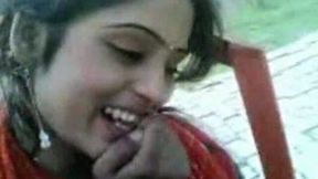 Young Bangladeshi girlfriend flashes her boobies on camera