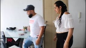 How sexy is my best friend&#039;s wife - porn in Spanish