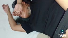 Housekeeper lets me cum inside her hot pussy for a cheap cell phone