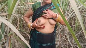 Indian Desi Village outdoor New Indian outdoor public porn with pissing