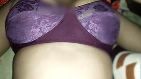 Apni Desi girlfriend ko at bhar choda sexy Indian girl hot boobs
