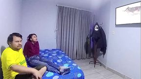 Para que intentamos ver pel&iacute_cula, si solo quer&iacute_amos coger, termine brincando sobre su polla como si fuera una porno